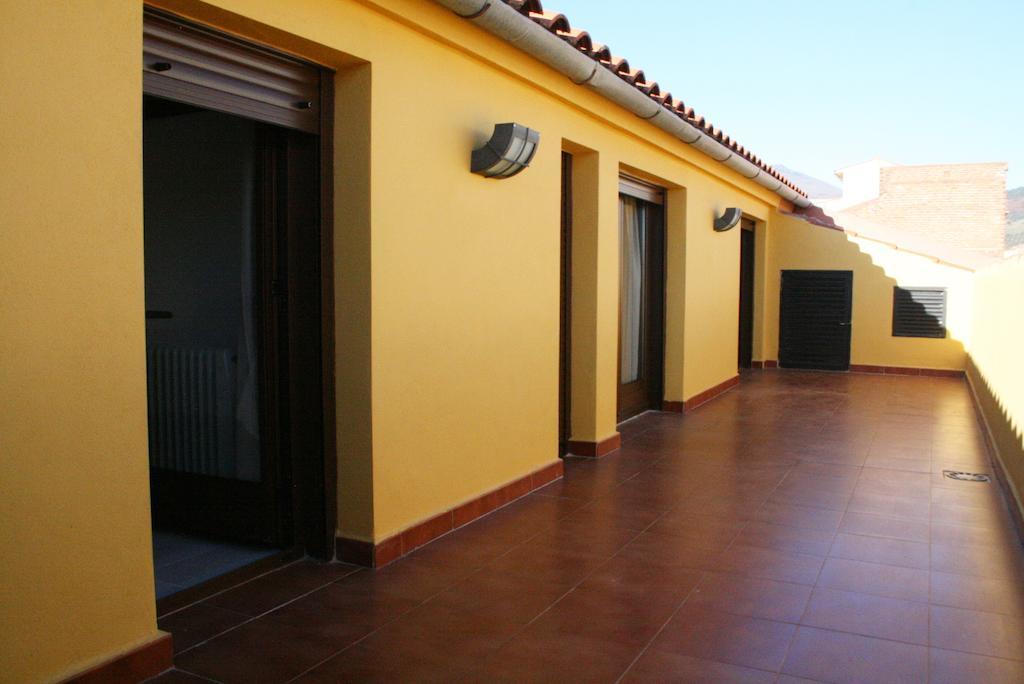 Apartamentos Turisticos Mirayuste Guadalupe  Exterior foto